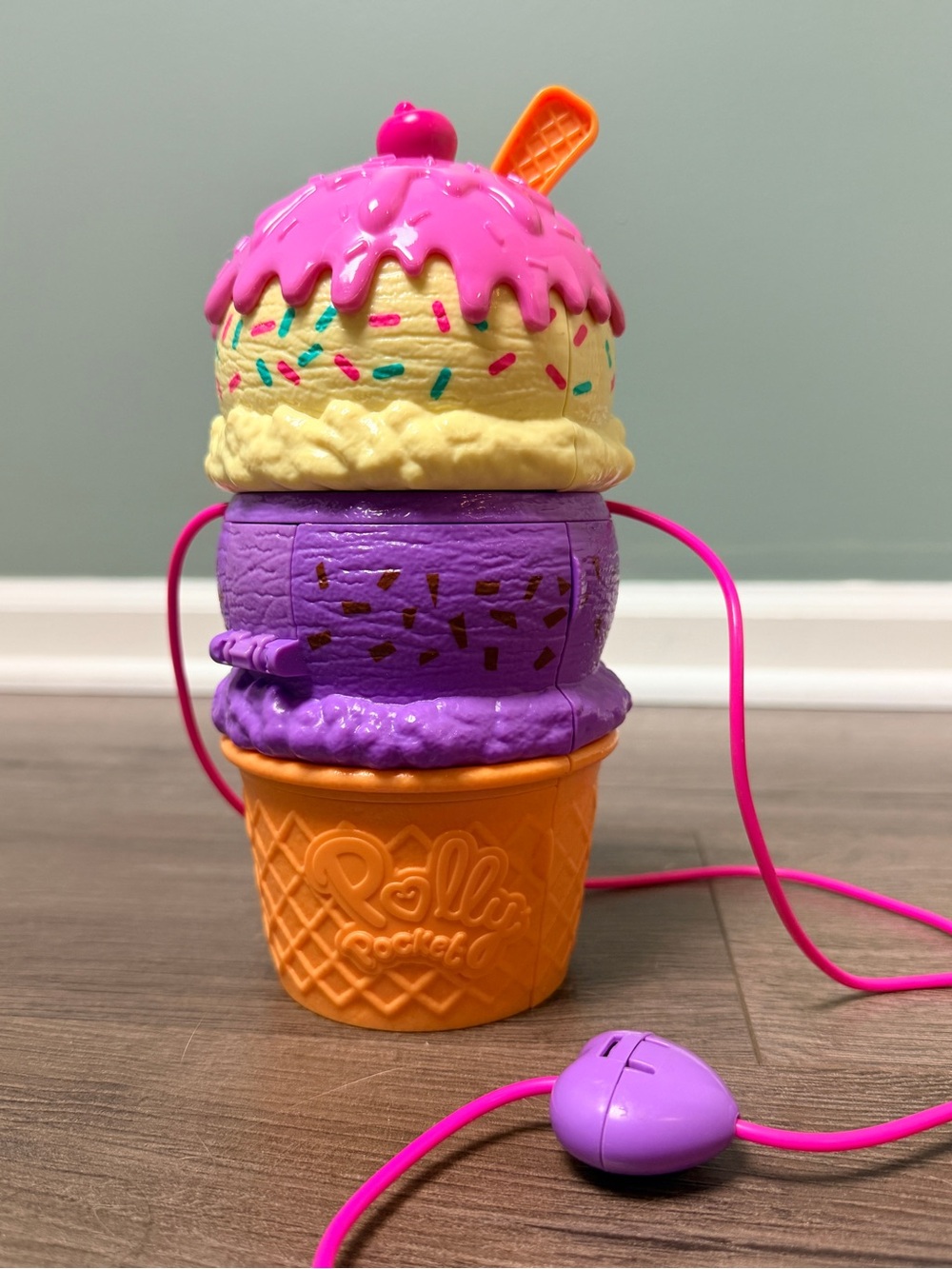 Polly Pocket Spin 'n Surprise Playground Playset 🍦 Ice Cream Cone Purse No Dolls